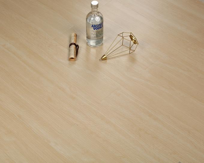 De zware Lijm van het Voetverkeer - onderaan Dryback Lvt 2mm weerstaat de Vinylplank 1
