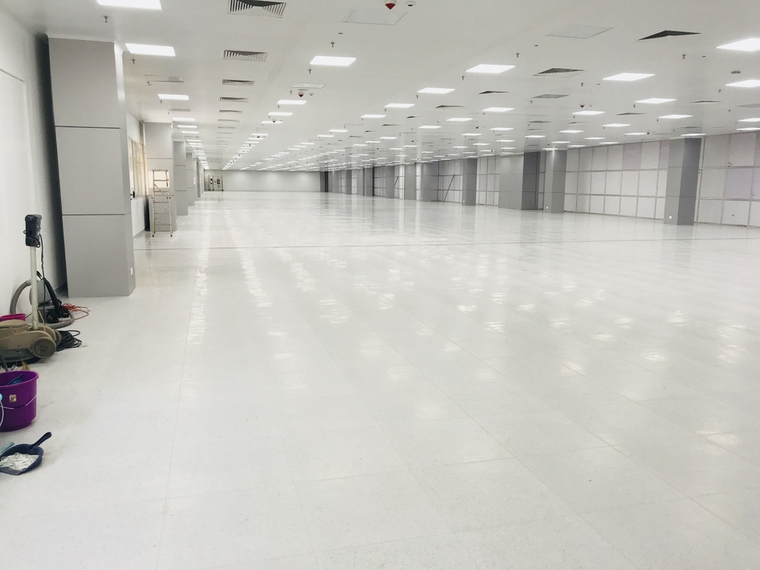 ESD-Control Anti Static PVC flooring Used In Electronic plant/Clean Room /Data Center/ Hospital