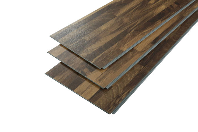 Het UVdeklaagvinyl klikt Systeembevloering met Realistische 3D Houten Patronen 1